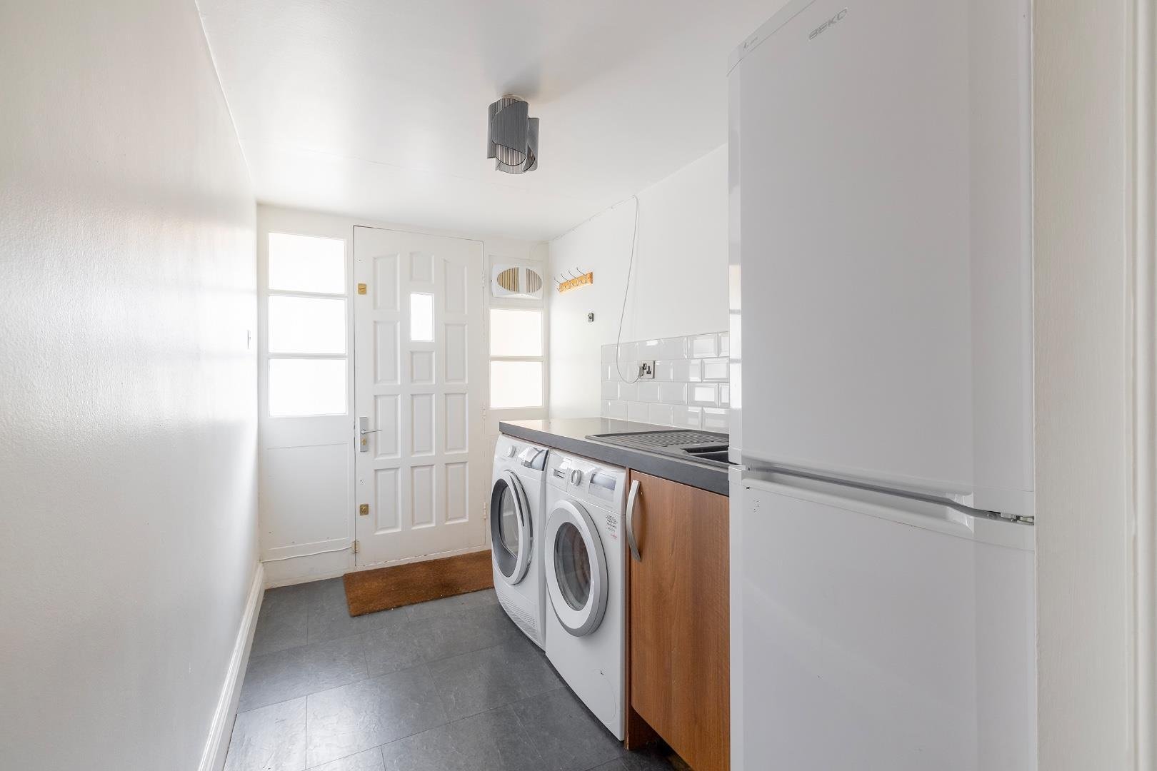 Queens avenue clifton 33373360 1 q1 a3 cn utility b