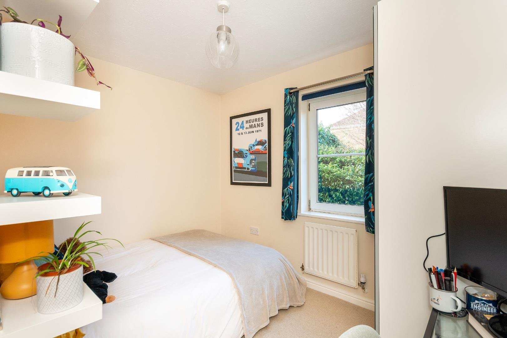 Queens road ashley down 33652520 2 q9 rad bedroom f