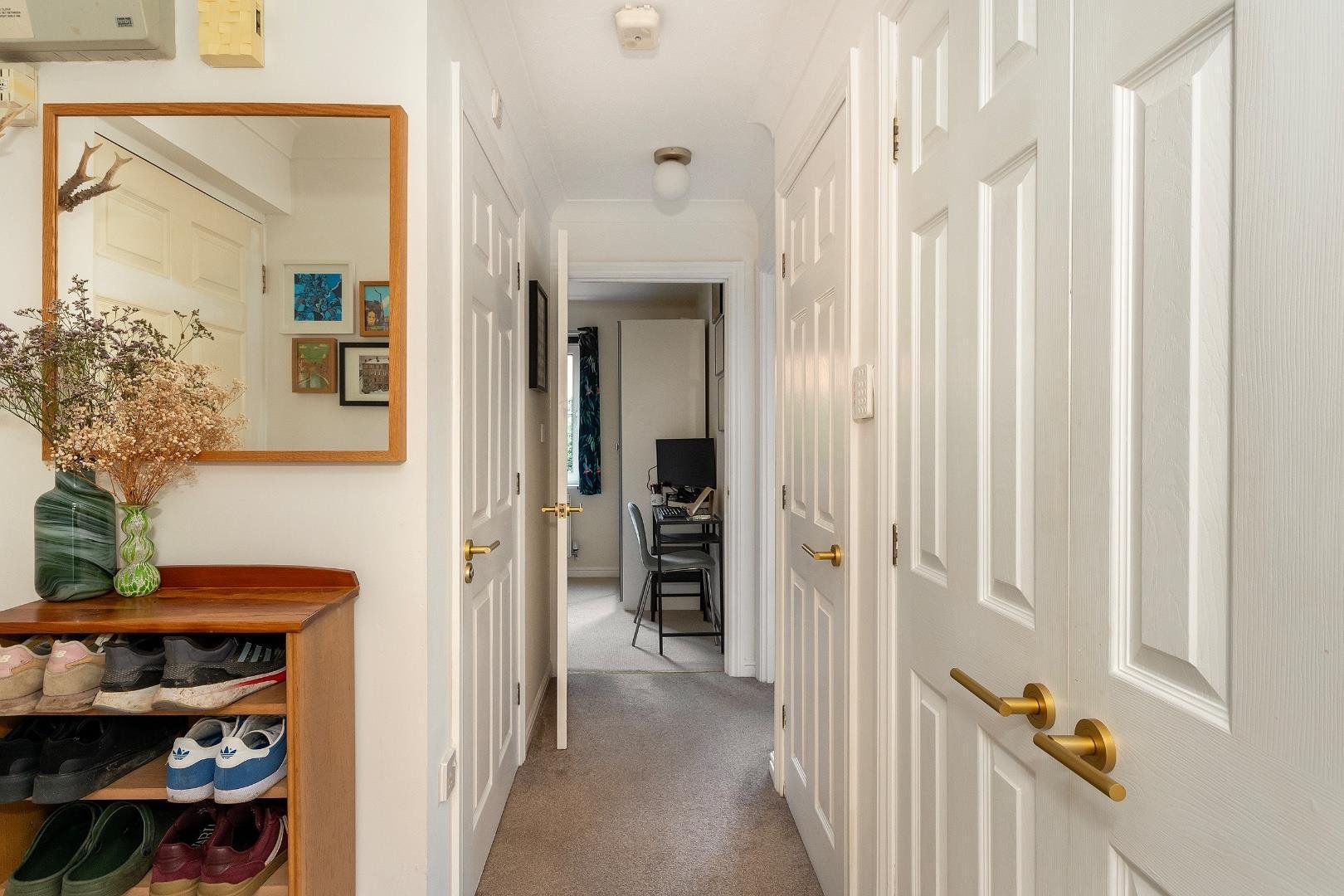 Queens road ashley down 33652520 2 q9 rad hallway a