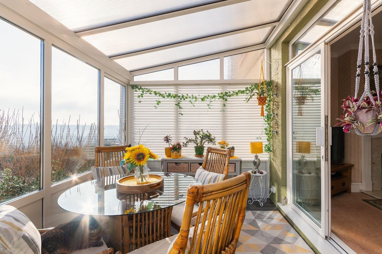 Queens road knowle 33657876 2 q6 rke conservatory b