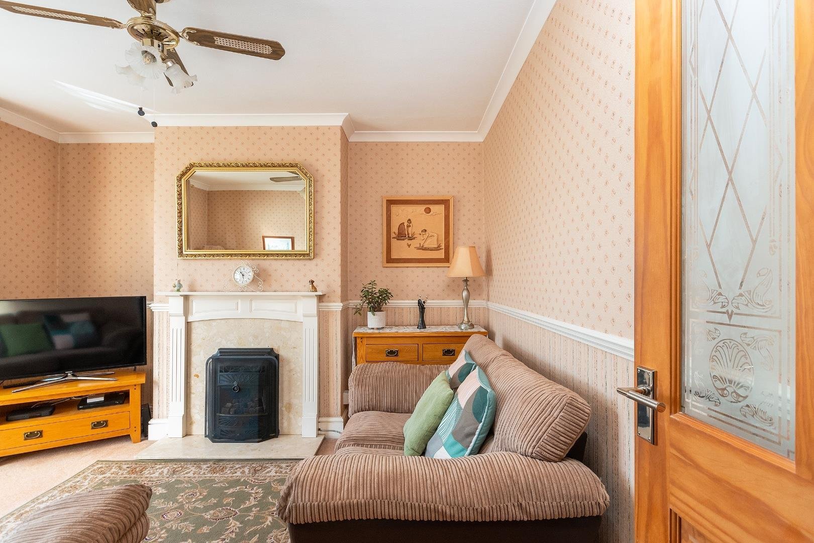 Queens road knowle 33657876 2 q6 rke dining room d
