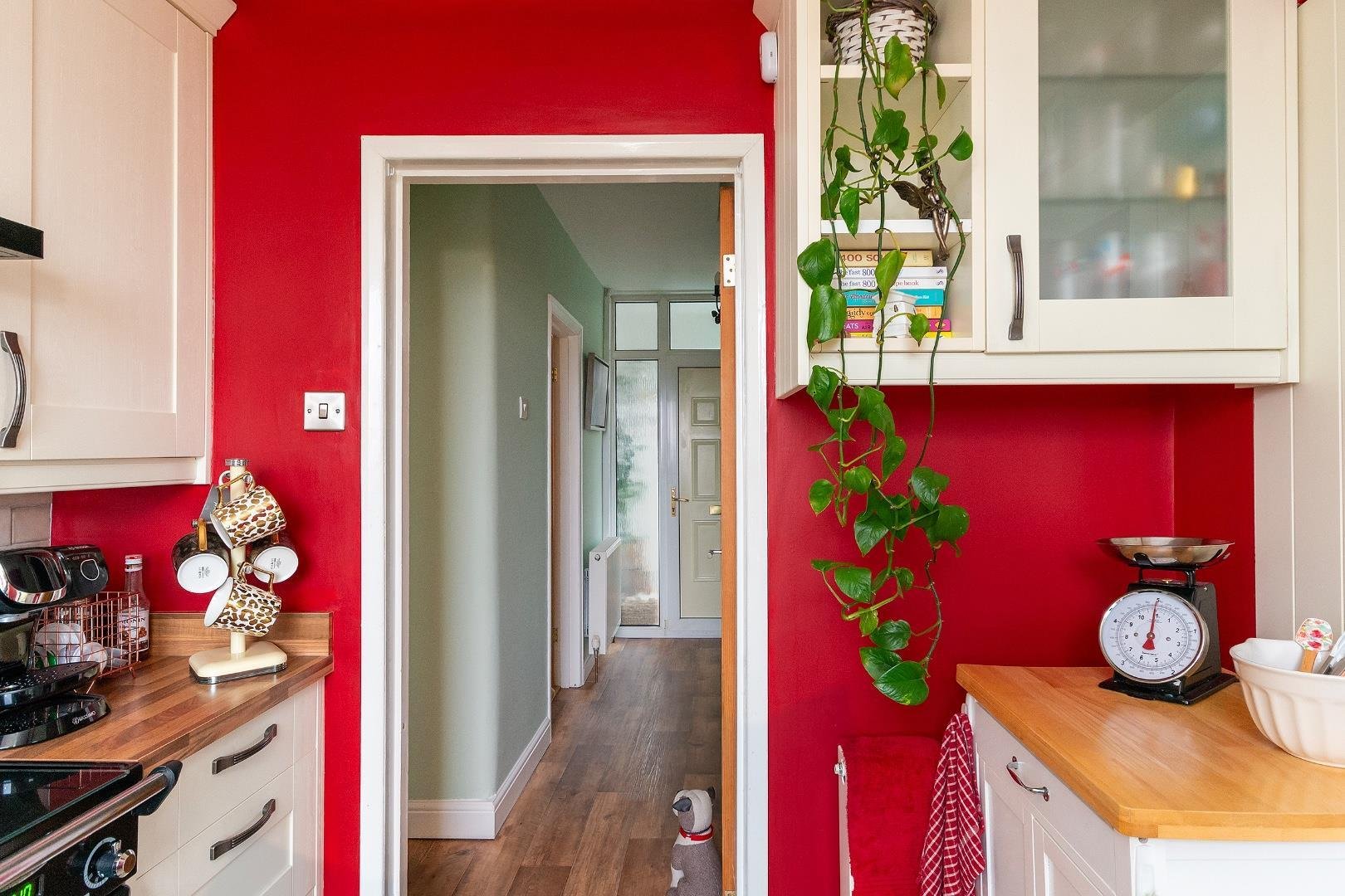 Queens road knowle 33657876 2 q6 rke kitchen e