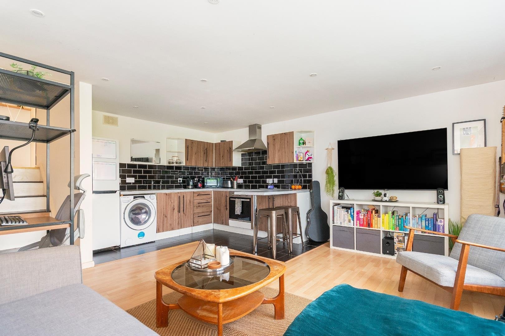 Queensdown gardens brislington 33773525 0 q2 cav reception a