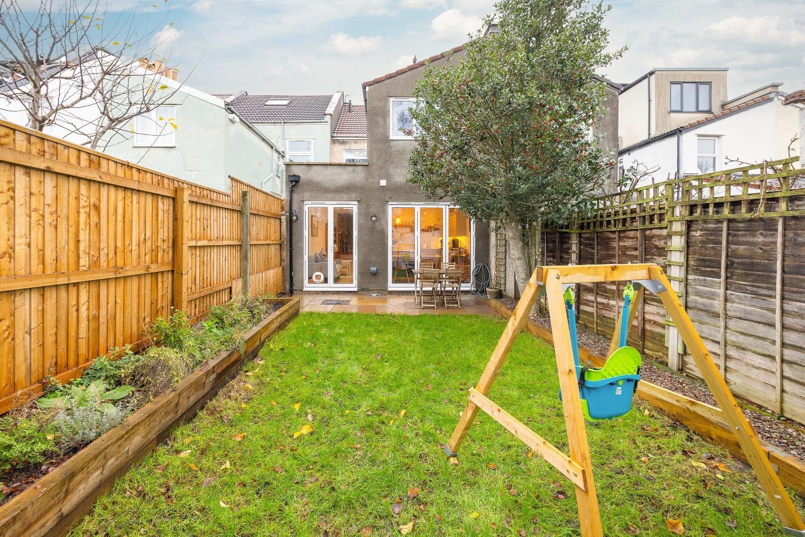 Radnor road bishopston 34350368 char0303