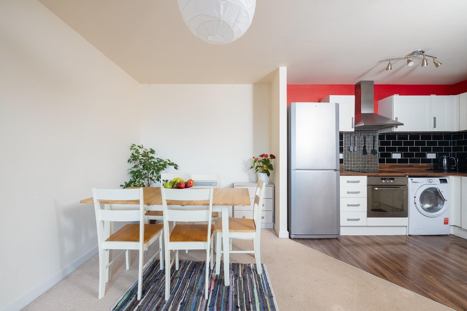 Ratcliffe court old market 34004383 cd7 a2699