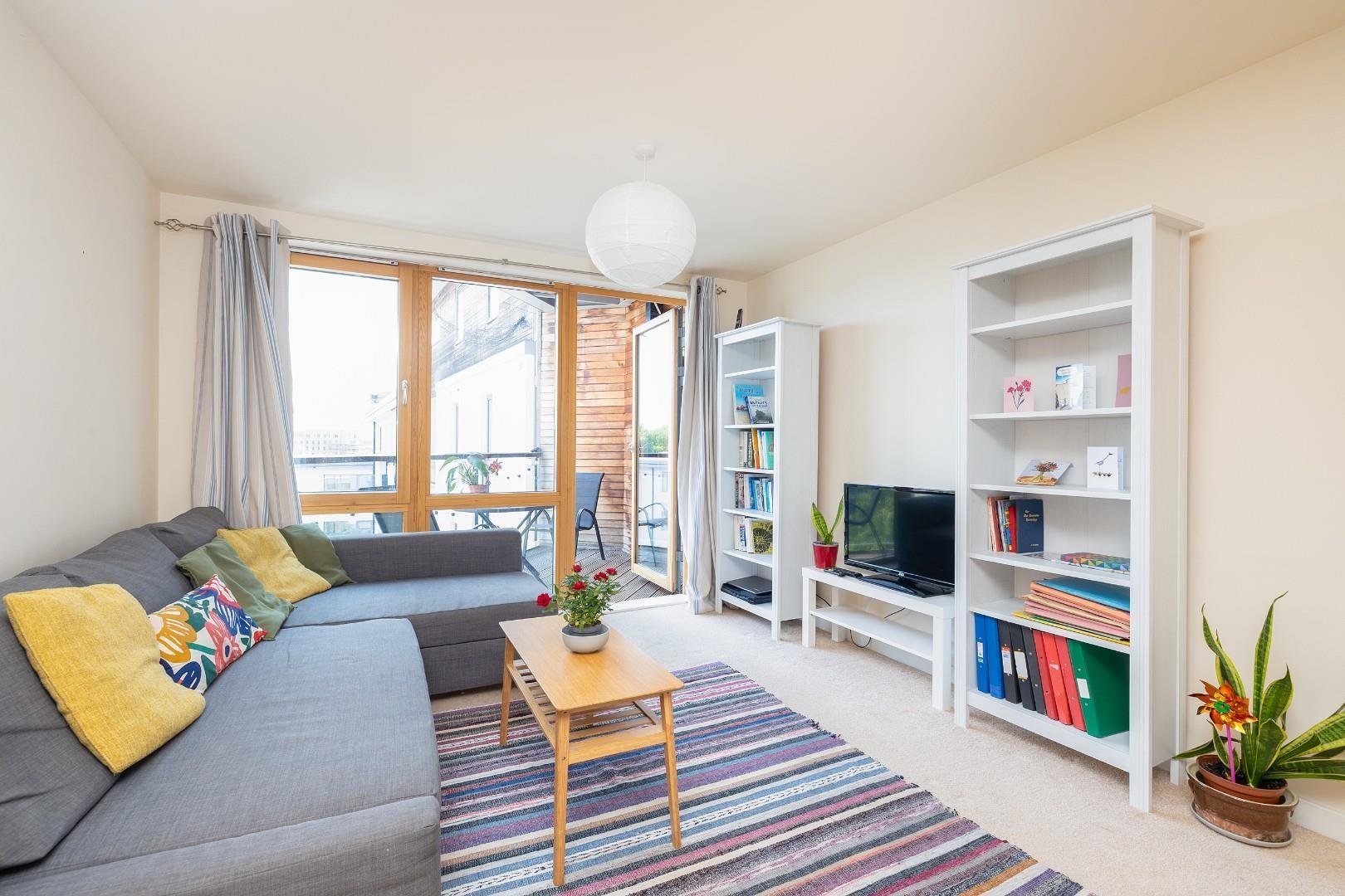 Ratcliffe court old market 34004383 cd7 a2704
