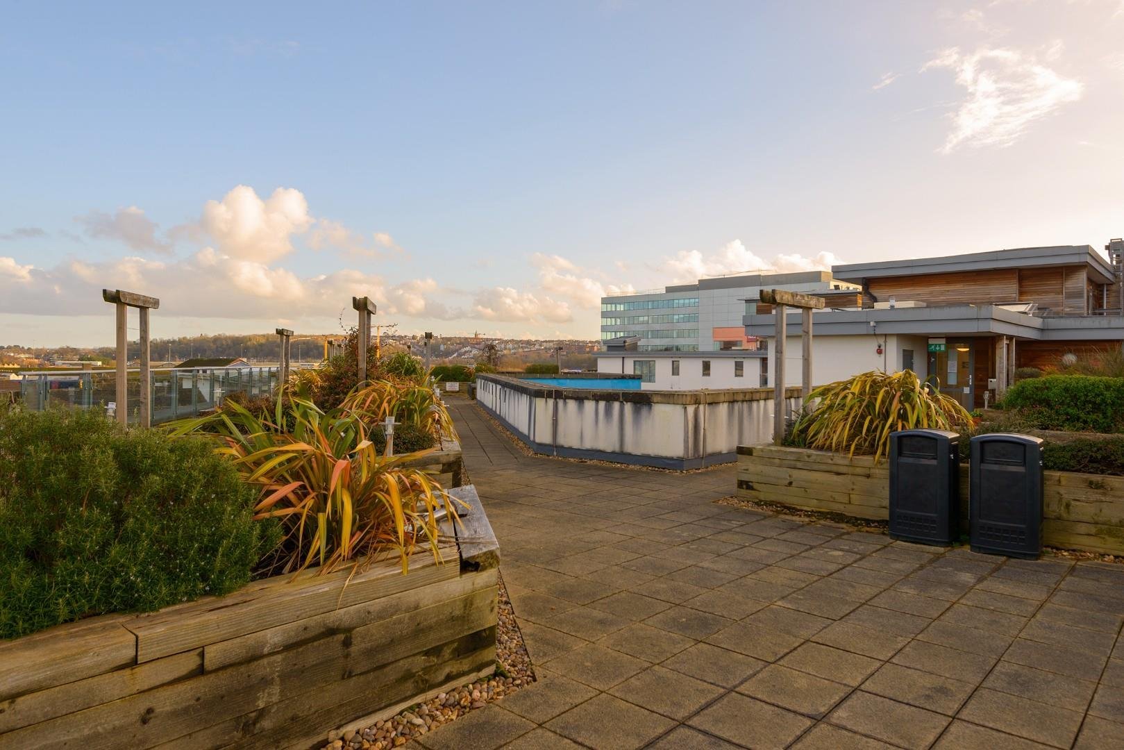 Ratcliffe court old market 34004383 truoceffilctar221 external 6