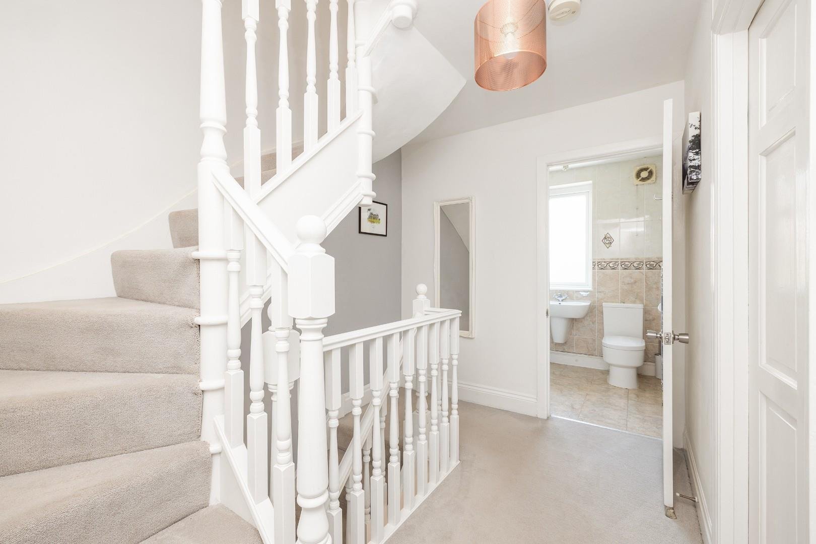 Ravenhill avenue knowle 33304976 cd7 a3970