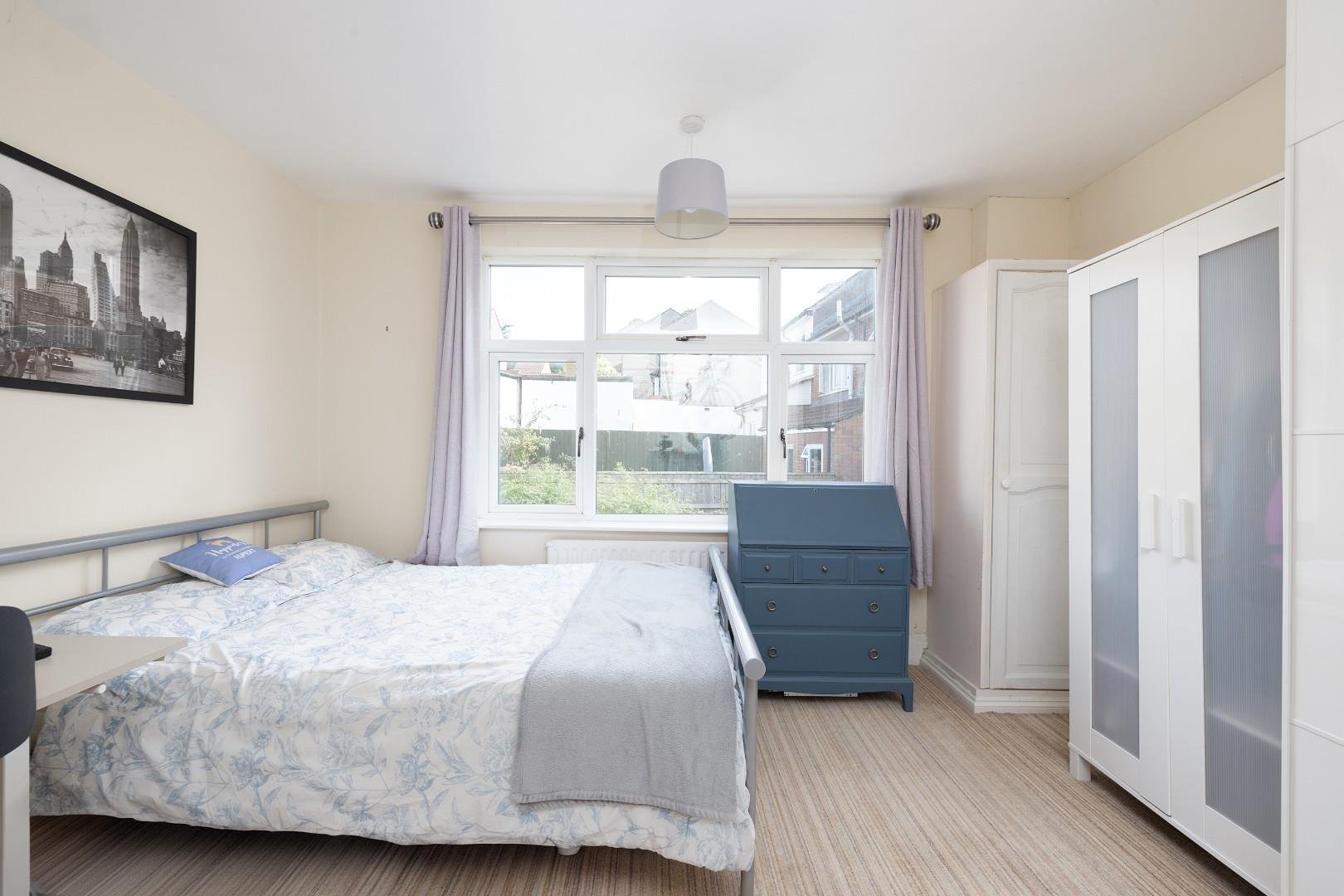 Ravenhill avenue knowle 33304976 cd7 a3979
