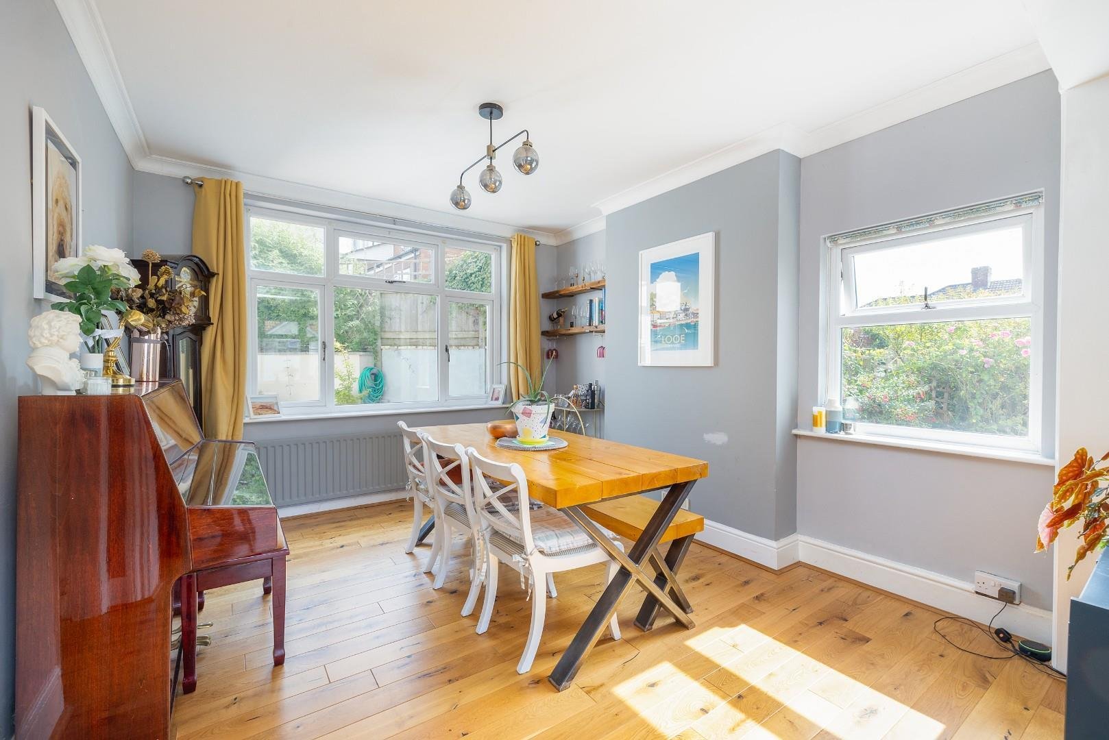Ravenhill avenue knowle 33304976 cd7 a3999