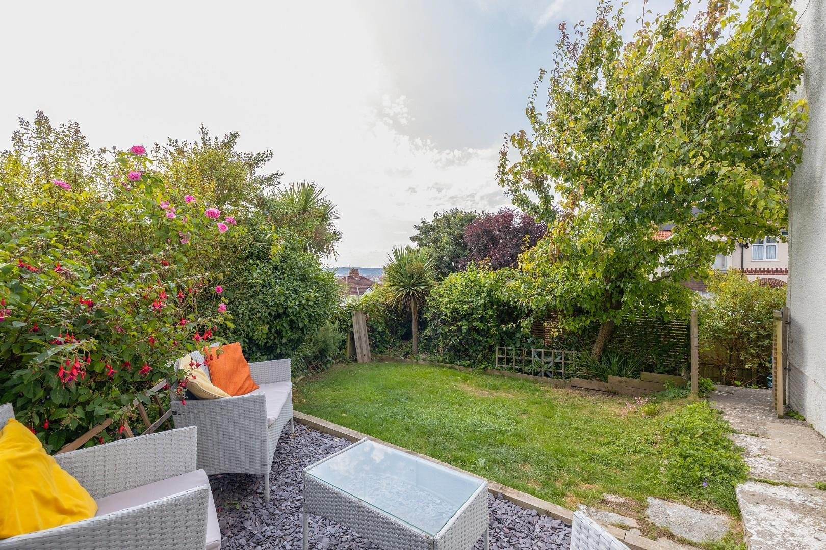 Ravenhill avenue knowle 33304976 cd7 a4032