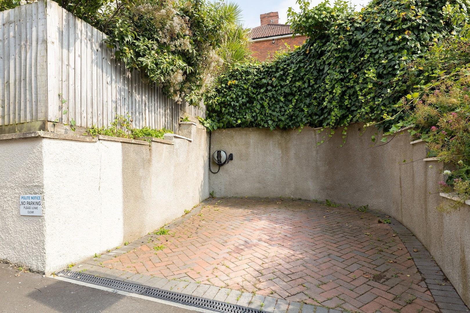 Ravenhill avenue knowle 33304976 cd7 a4066