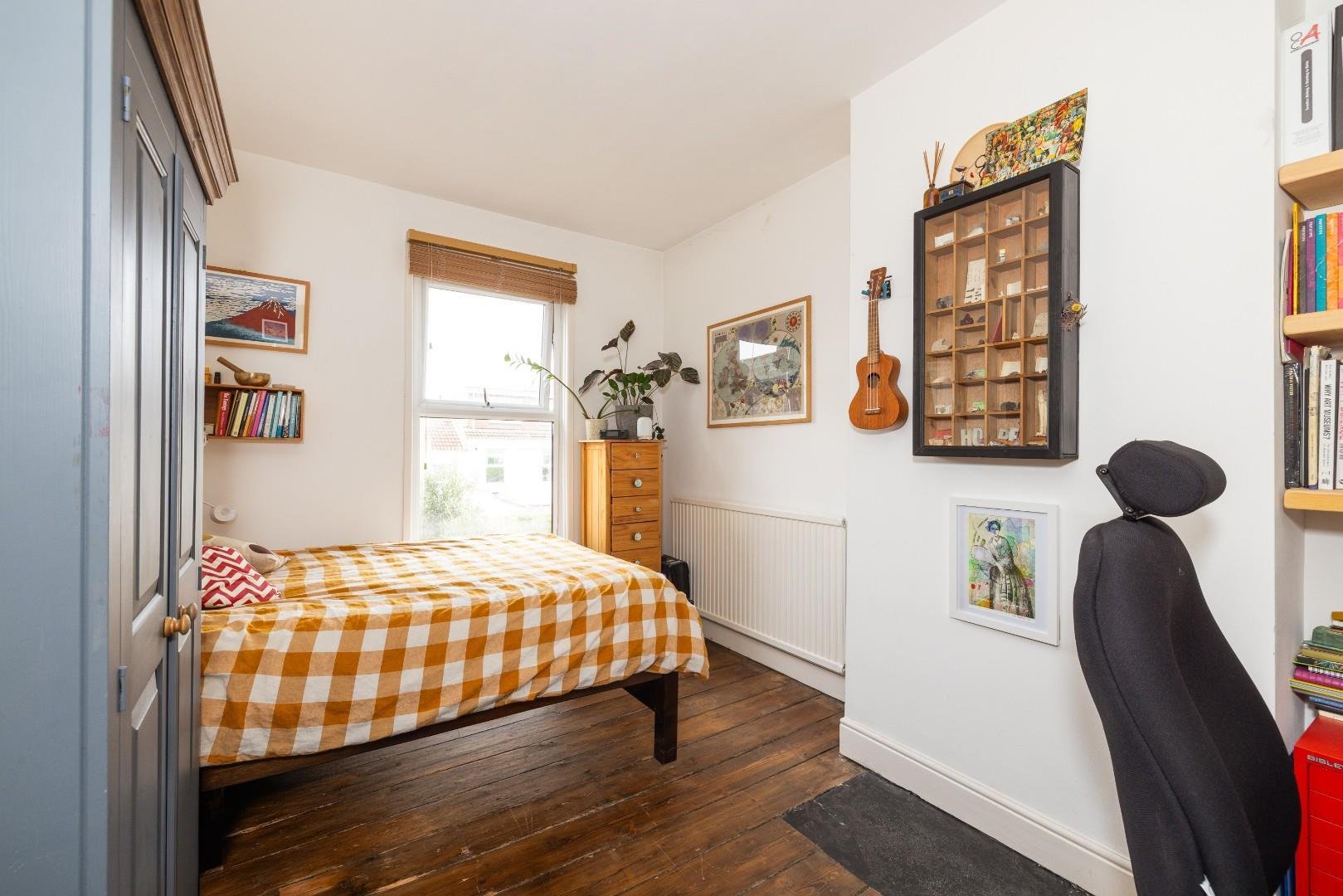 Raymend road victoria park 34608872 char9636