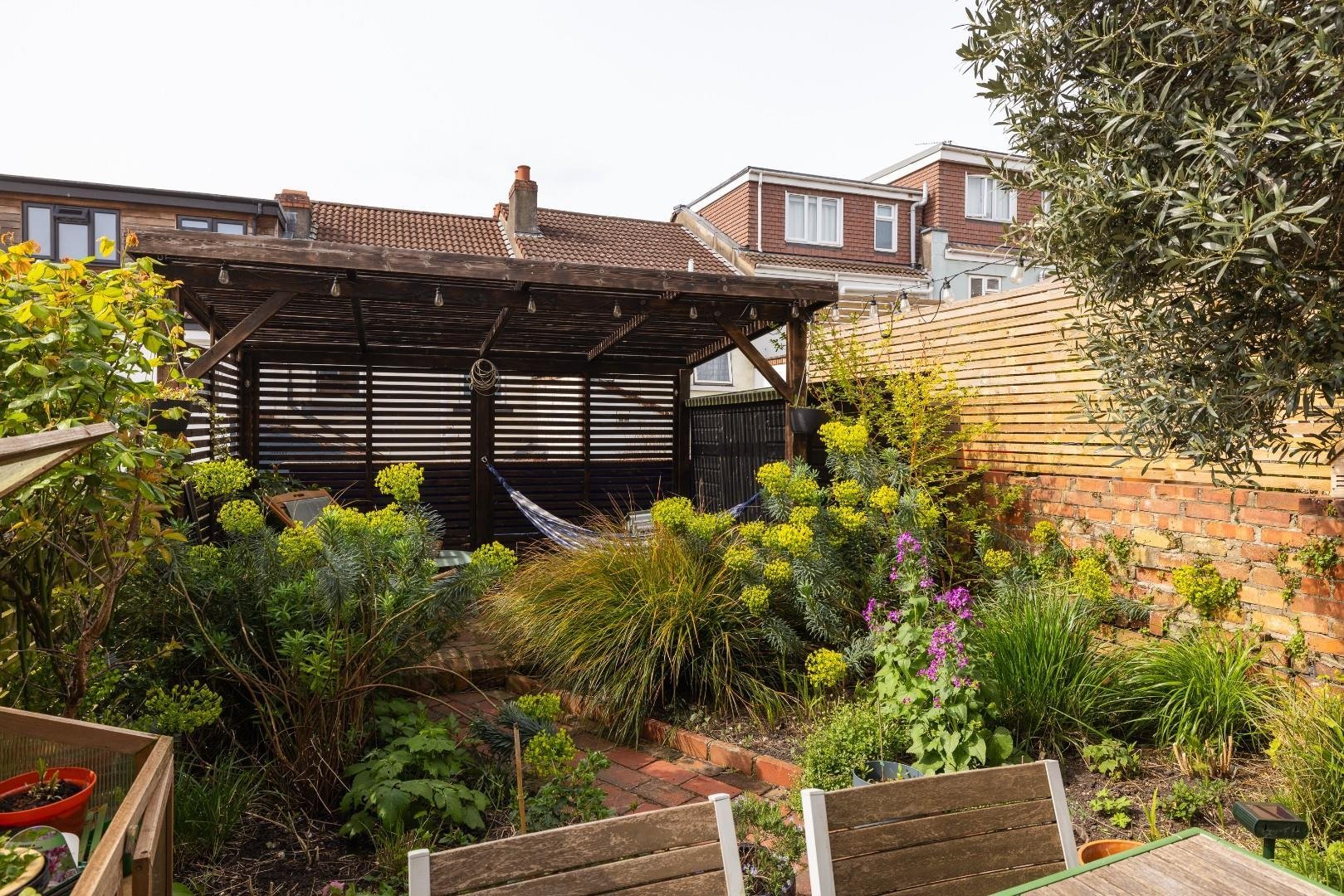 Raymend road victoria park 34608872 char9656