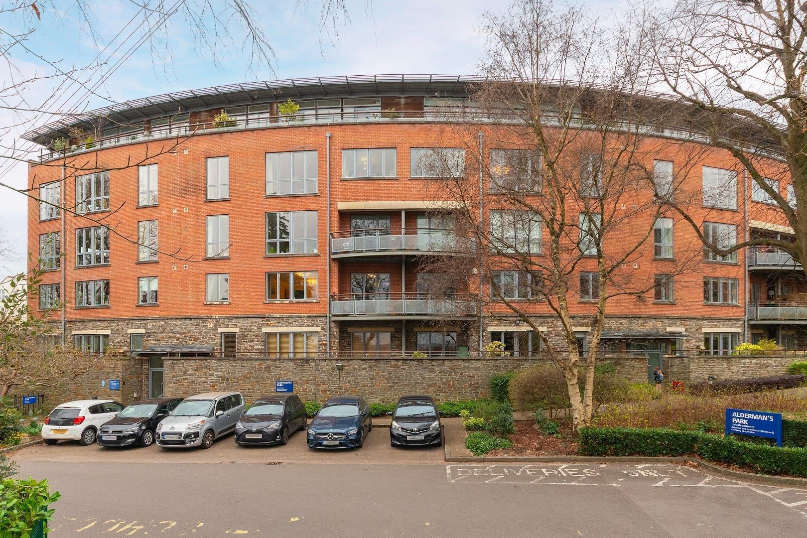 Redland court road redland 33764359 0 g4 ard external c