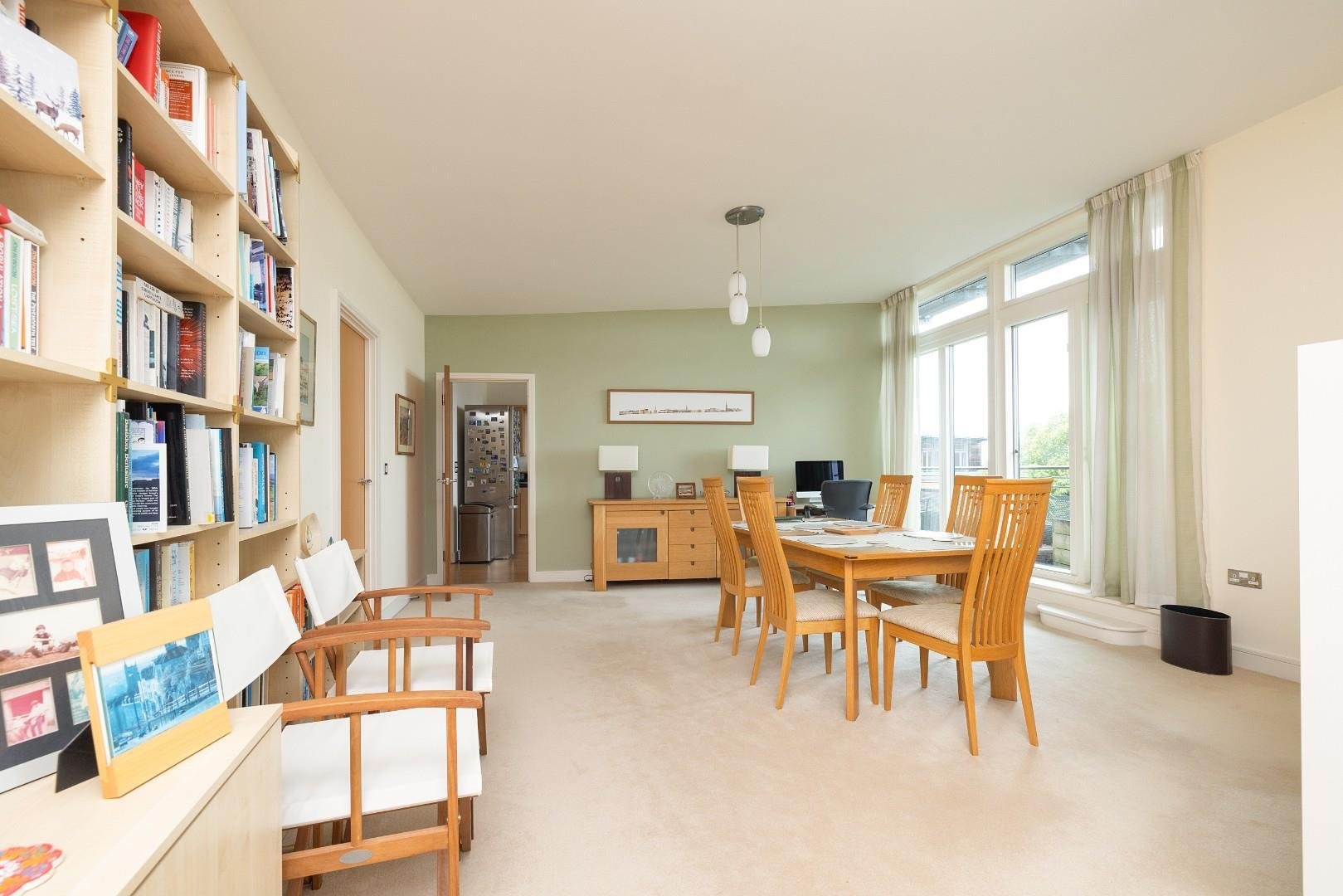 Redland court road redland 34641391 014 a4384