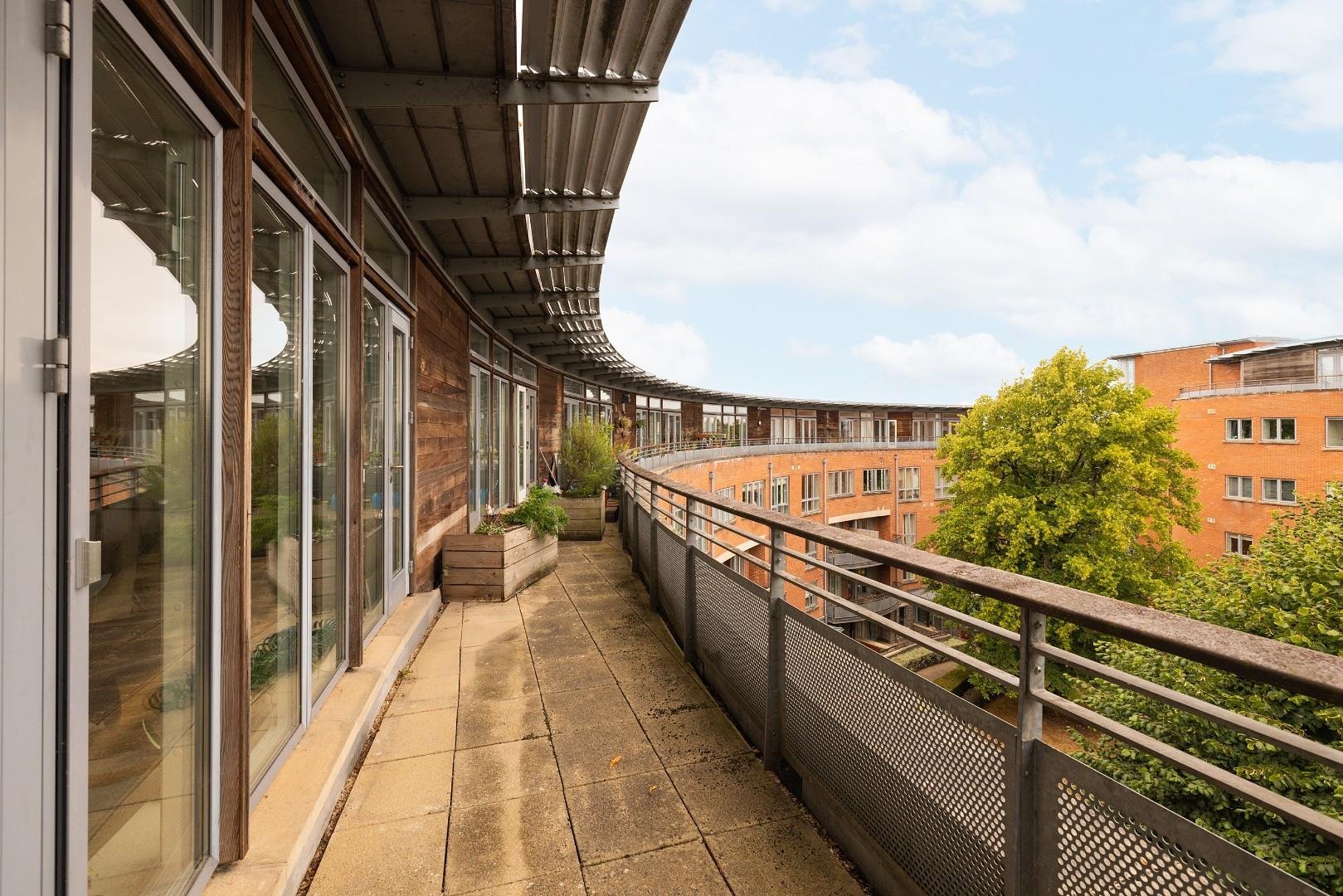 Redland court road redland 34641391 014 a4416 1