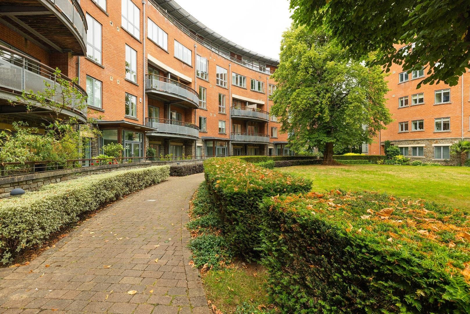 Redland court road redland 34641391 014 a4433