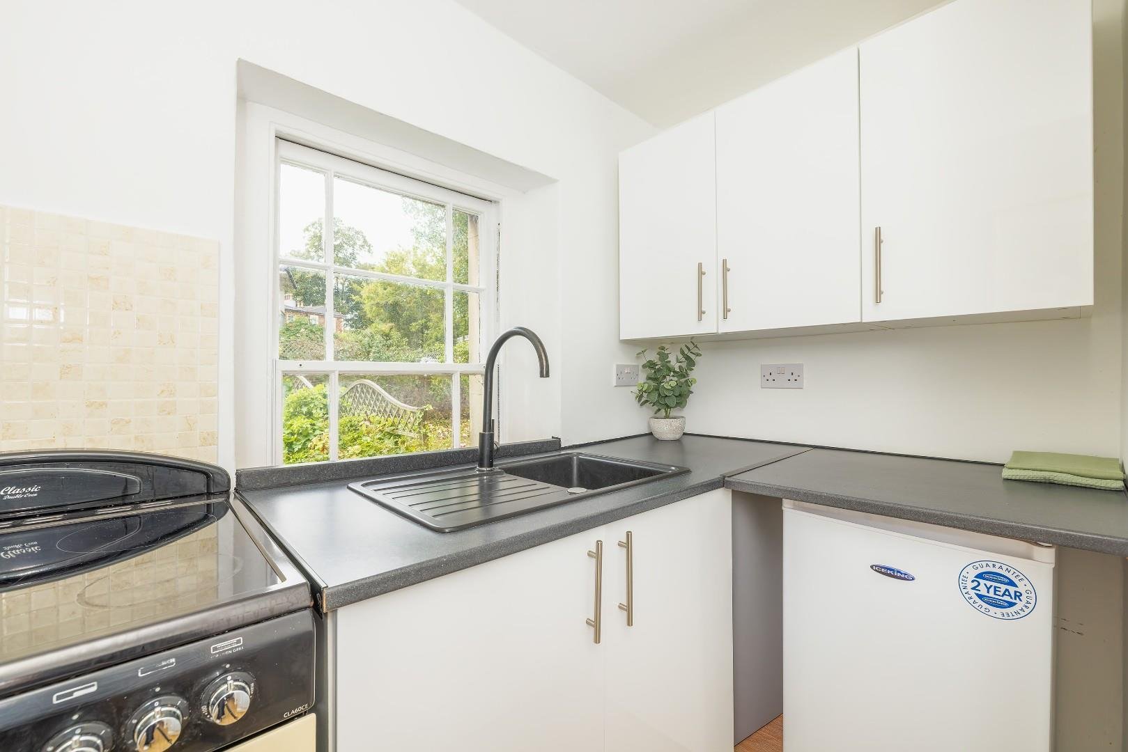 Redland road redland 34151433 014 a8272 hdr
