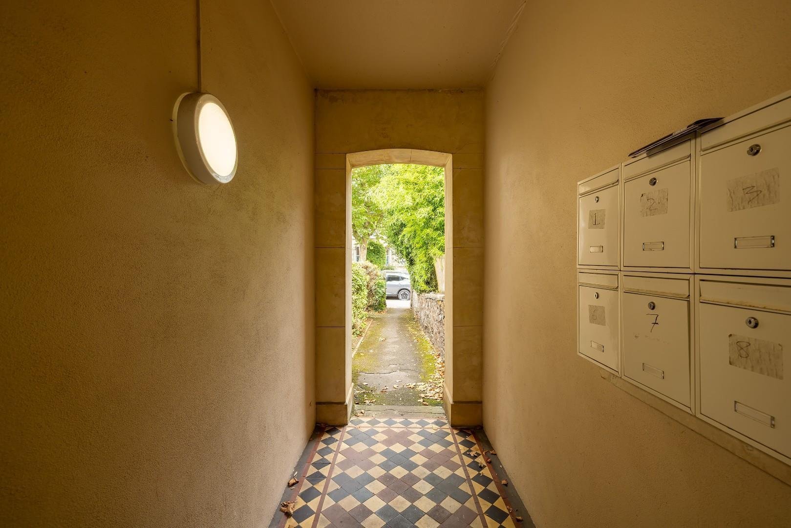 Redland road redland 34151433 014 a8290 hdr