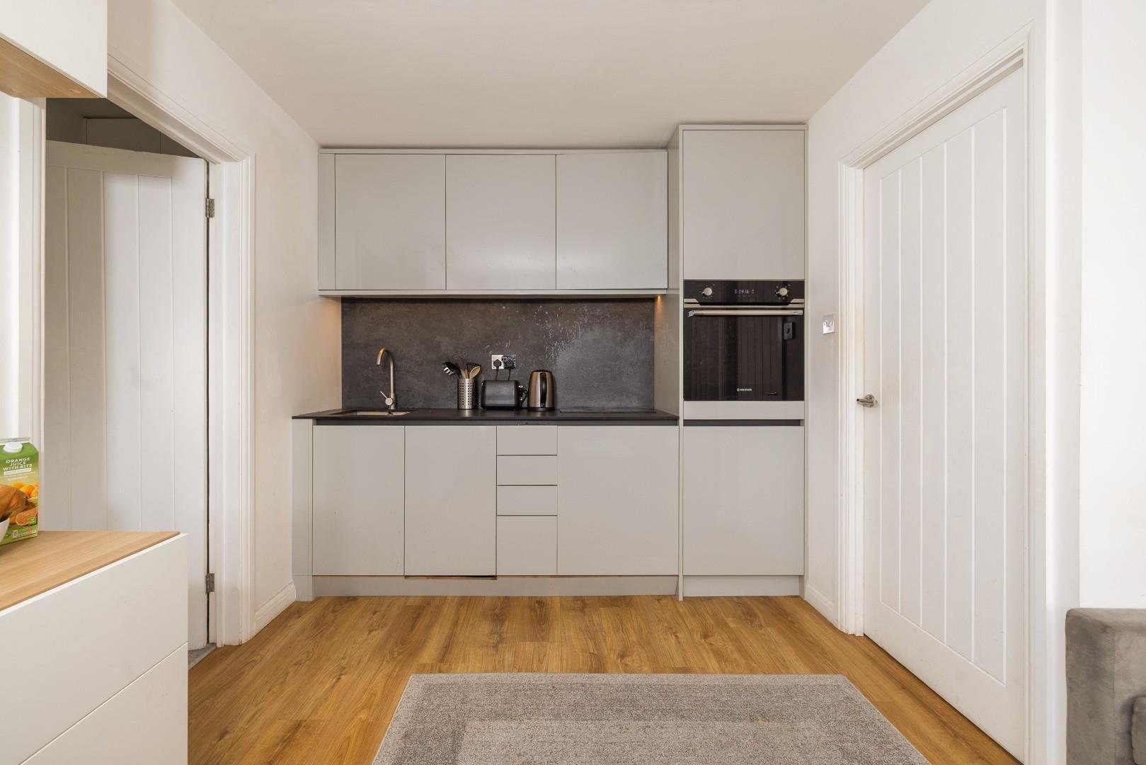 Richmond dale clifton 34623237 char9988