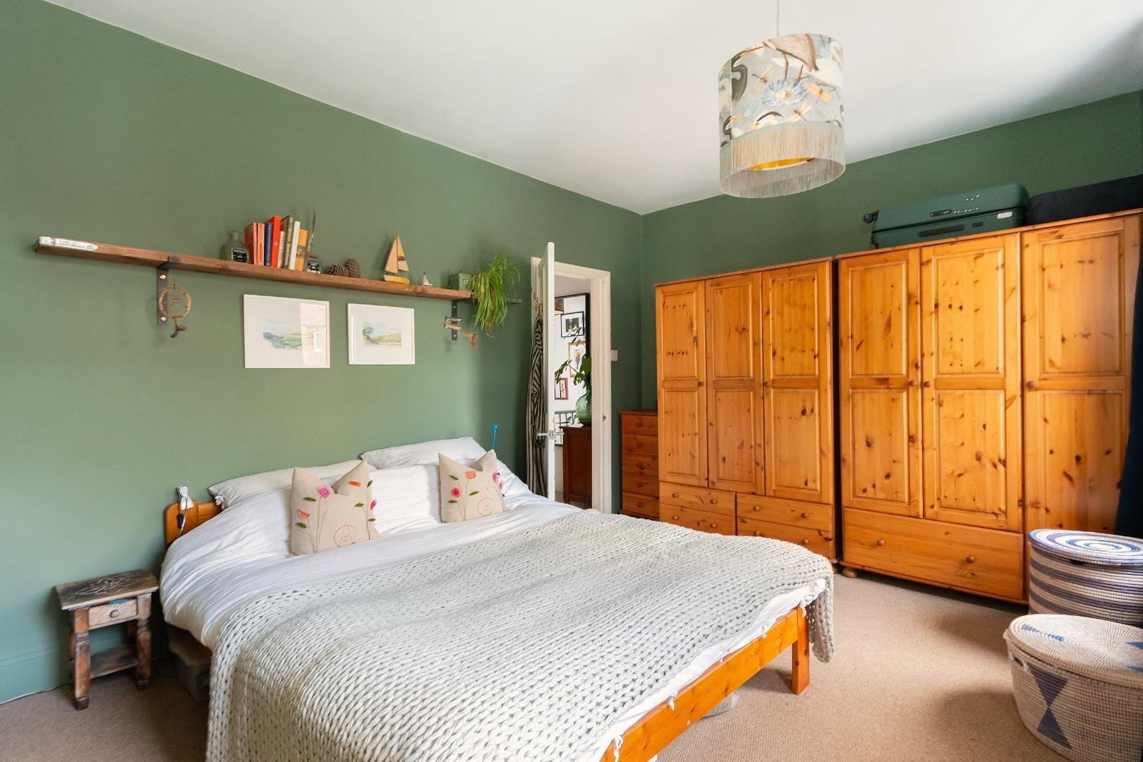 Ridgeway road fishponds 33665063 0 r6 rfs bedroom g