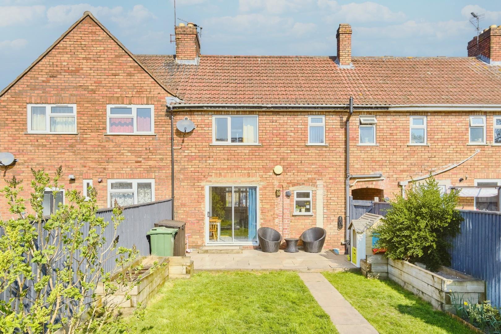 Ridgeway road fishponds 33793227 jaj bs163 la 0019