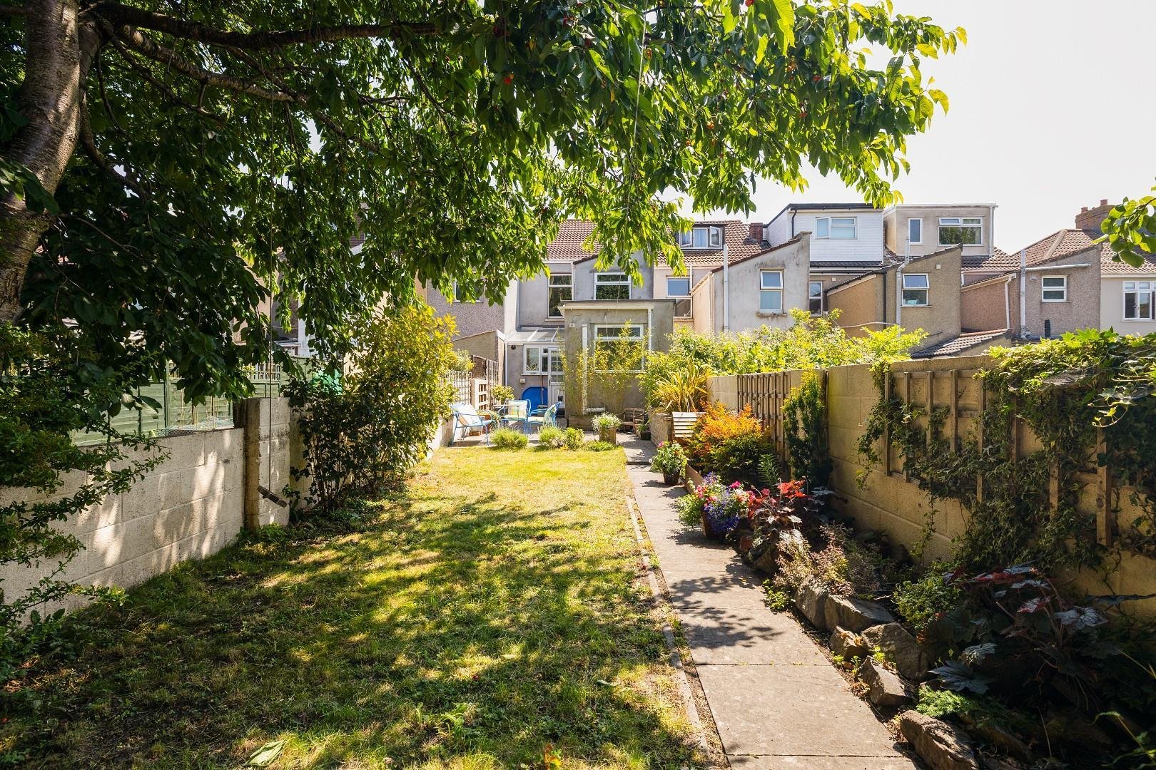 Ridgeway road fishponds 33995655 cd7 a8633