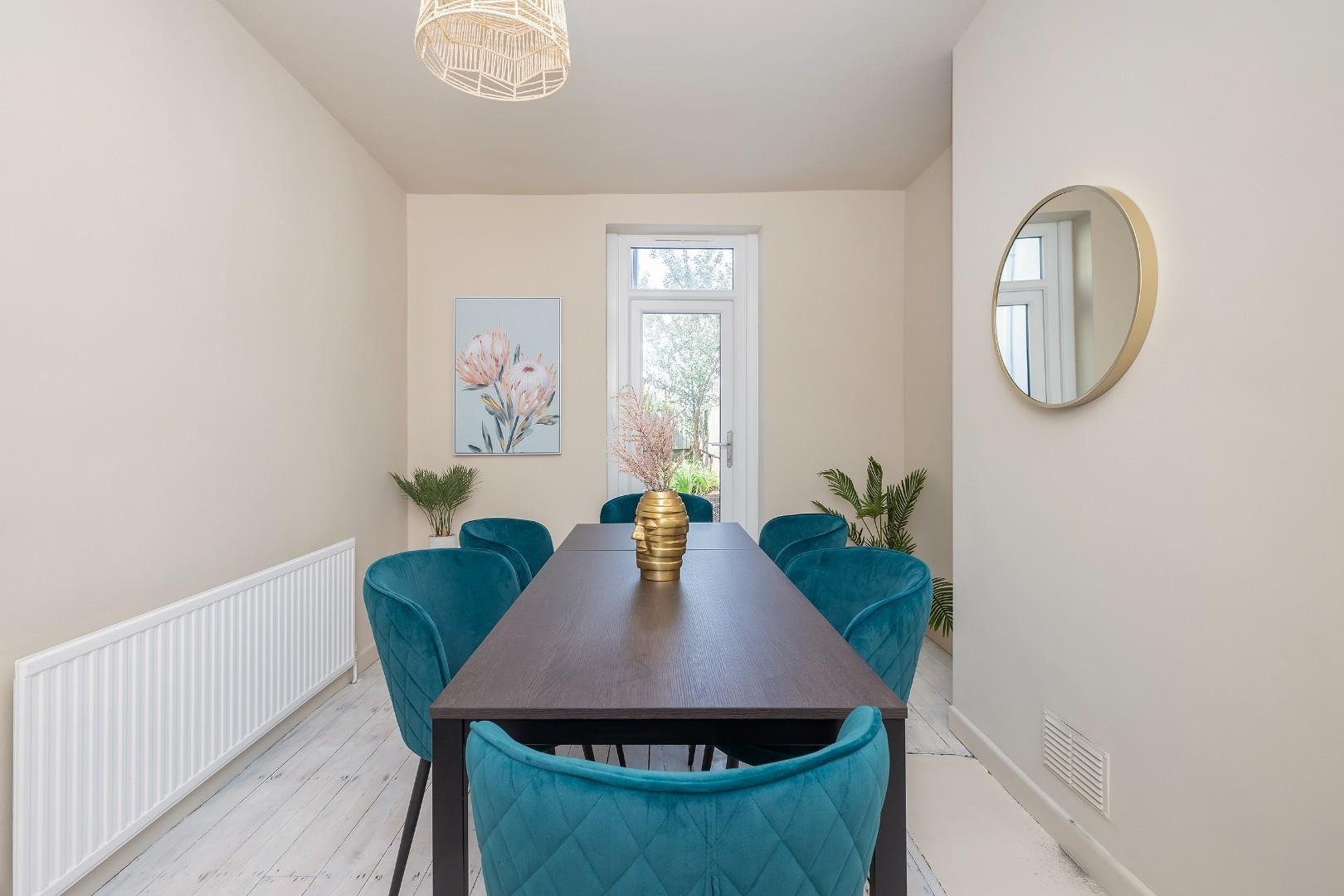 Royate hill eastville 33377702 1 r6 hev reception a