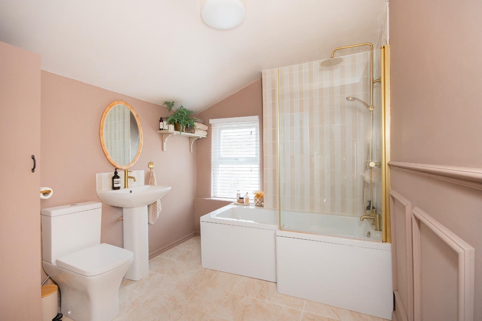Royate hill eastville 34229877 1 r8 hee bathroom b
