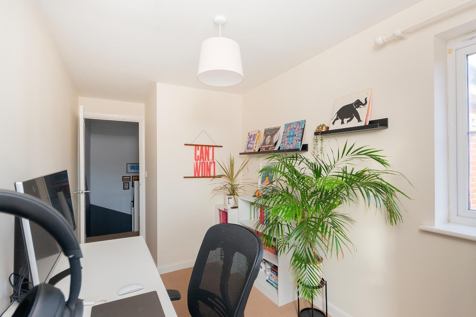Sanders close bedminster 34283416 0 s2 cav bedroom e