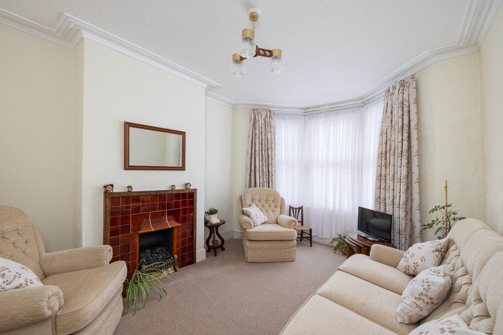 Sandown road brislington 34470435 char9088