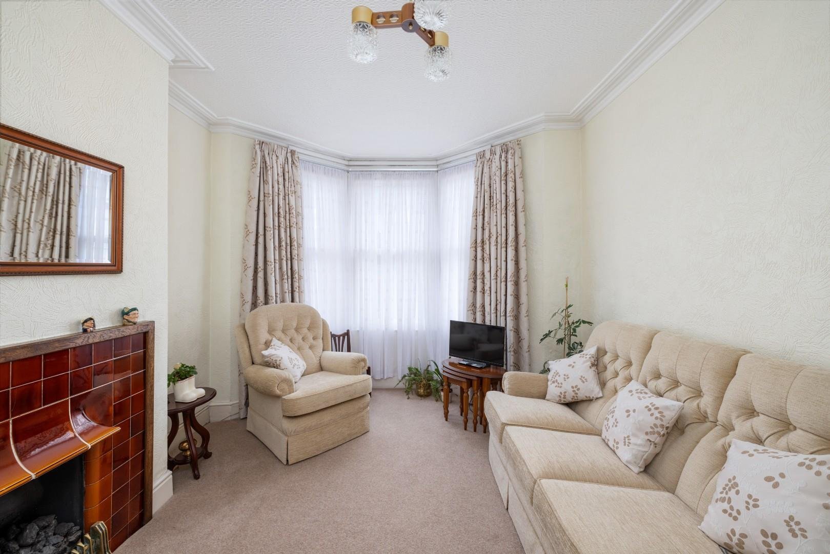 Sandown road brislington 34470435 char9091
