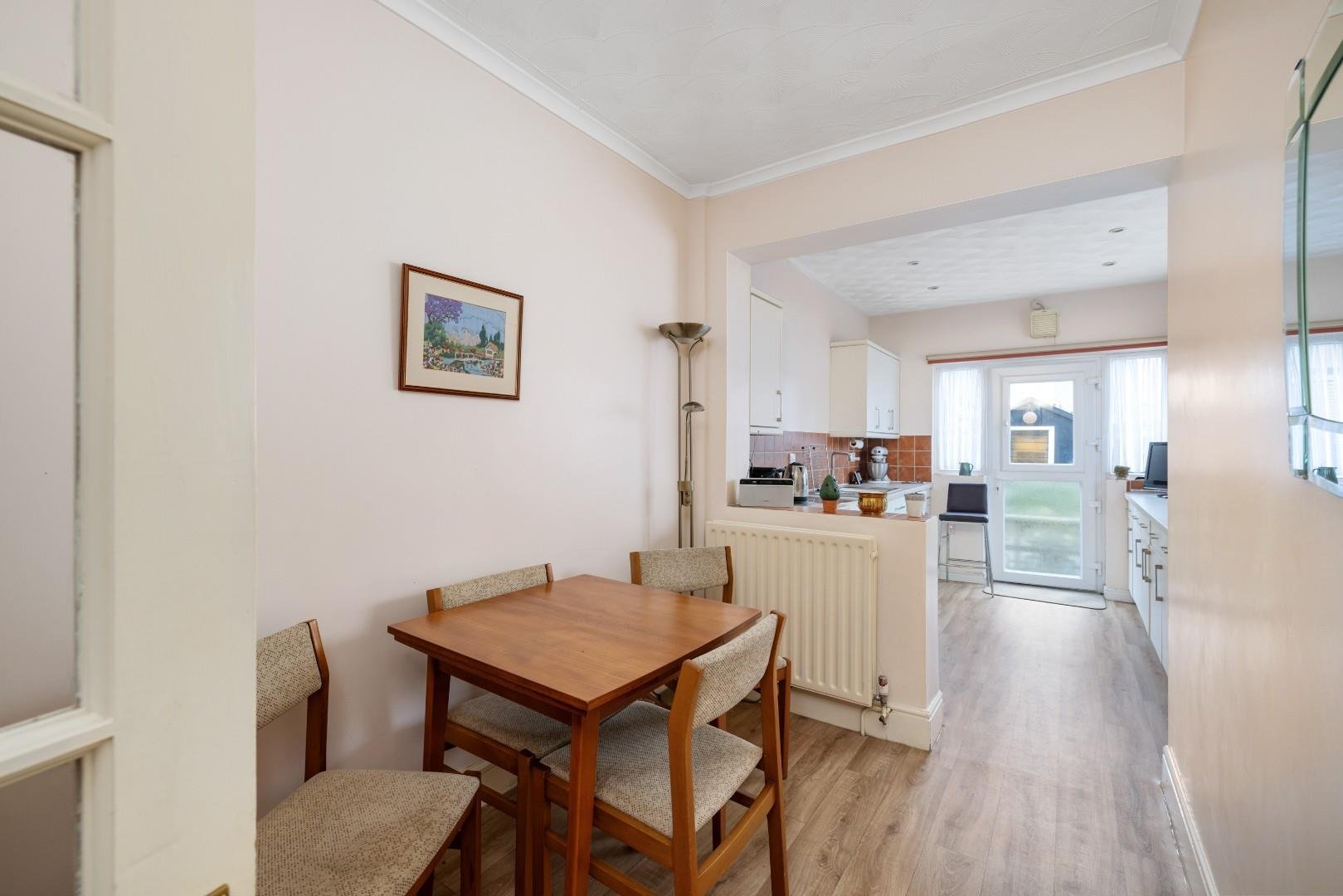 Sandown road brislington 34470435 char9127
