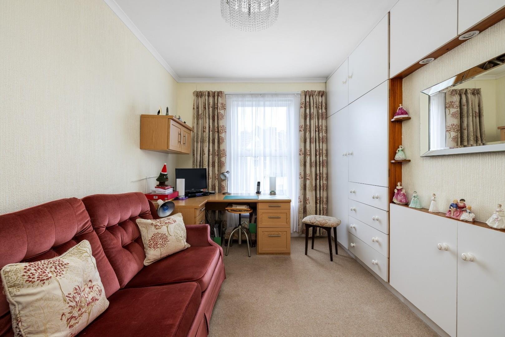 Sandown road brislington 34470435 char9175