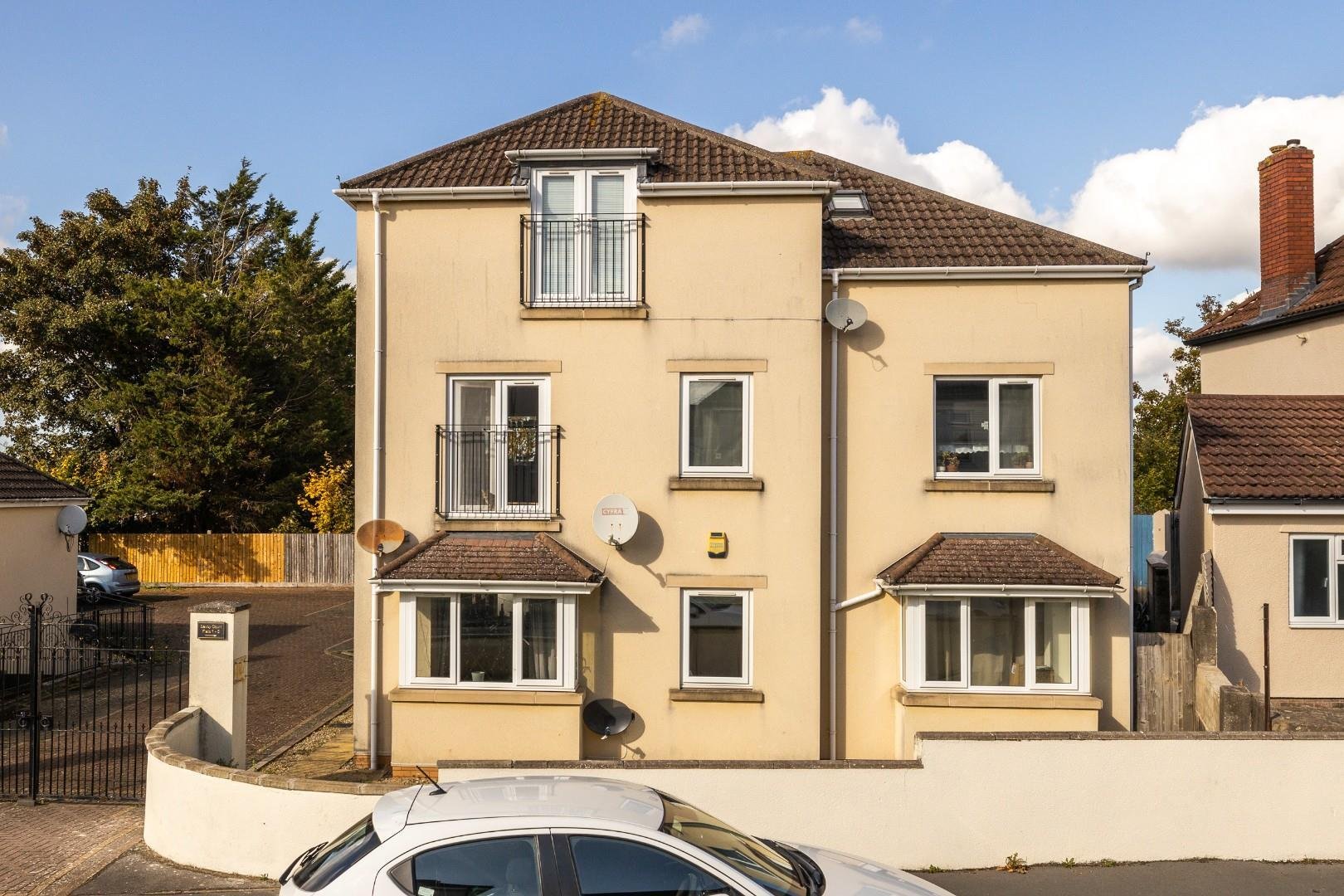 Savoy court brislington 31880019 3 savoy court 2