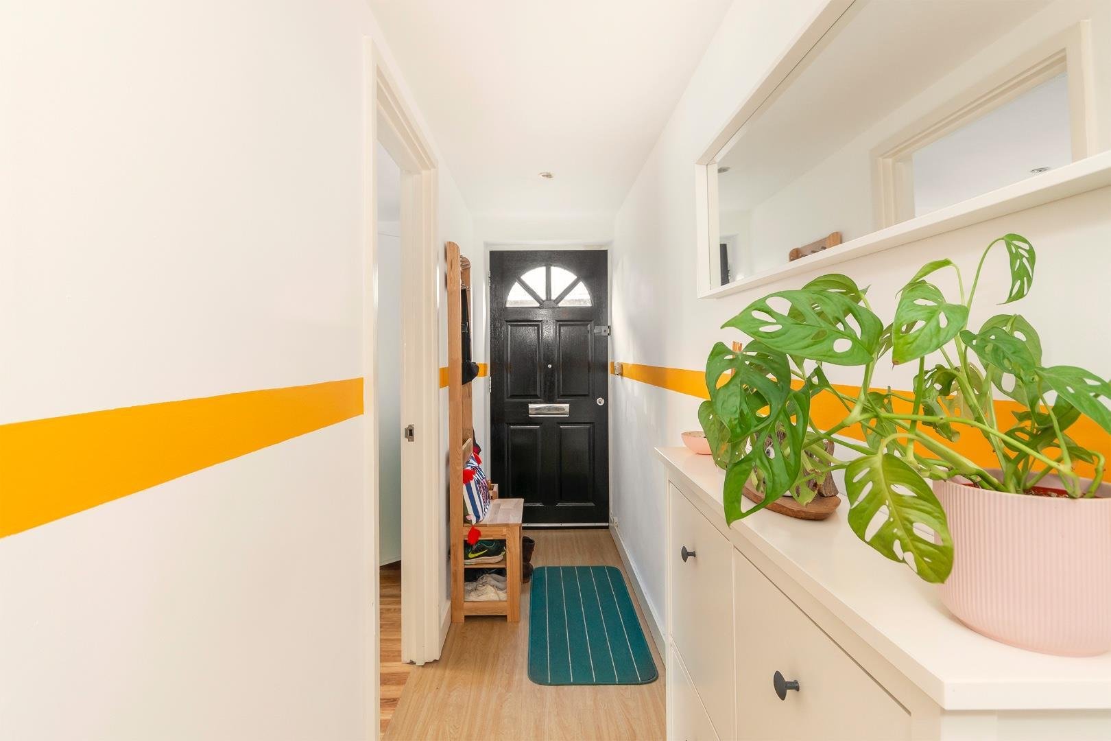 Savoy road brislington 32793041 truocyovas7 hallway a