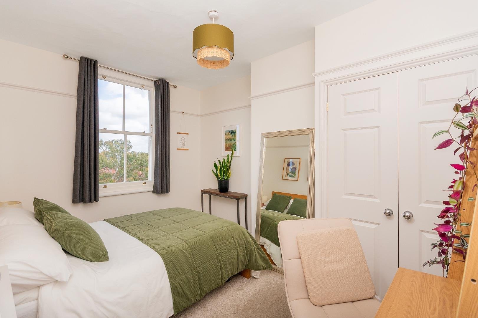 Selworthy road knowle 34615601 2 s3 rke bedroom g