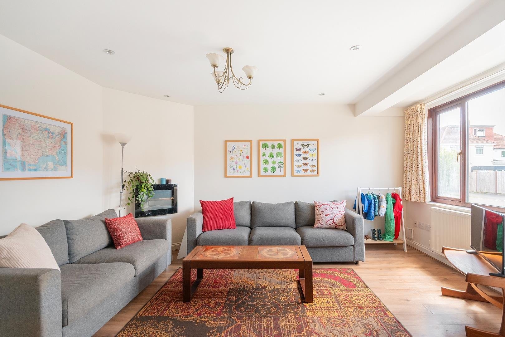 Silbury road ashton vale 34020433 0 s4 rav living room d
