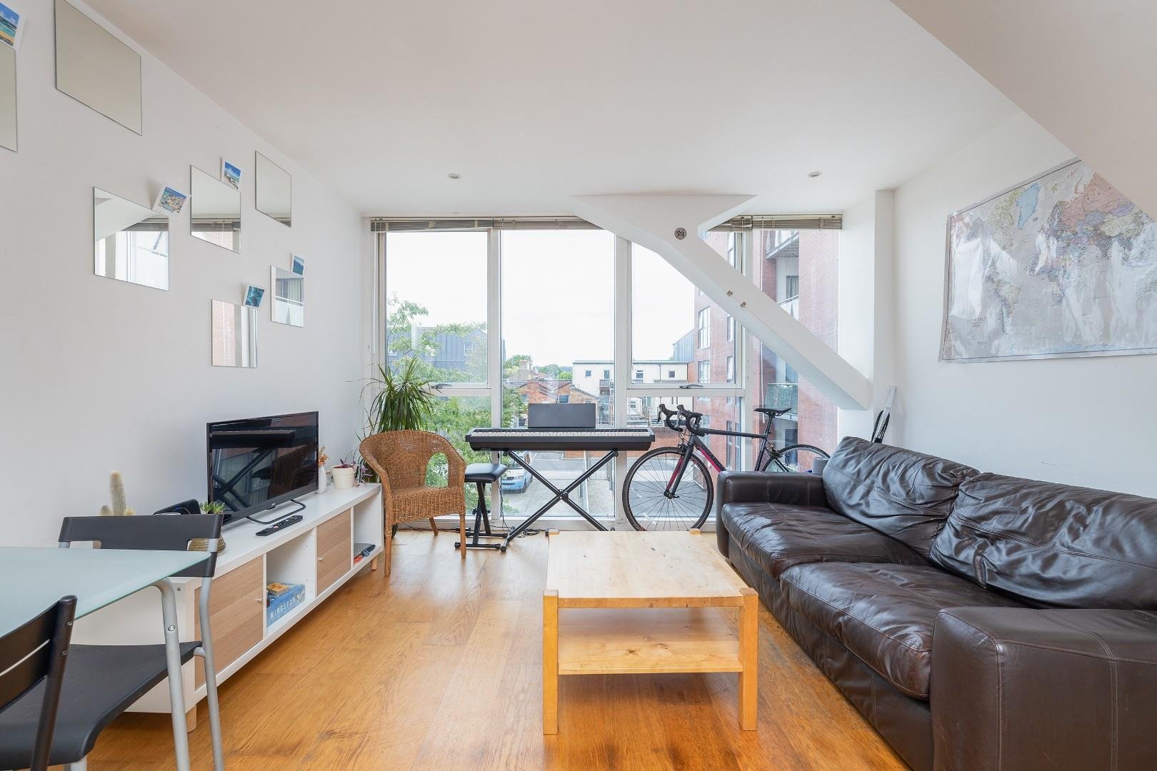Skypark road bedminster 33321193 cd7 a4821