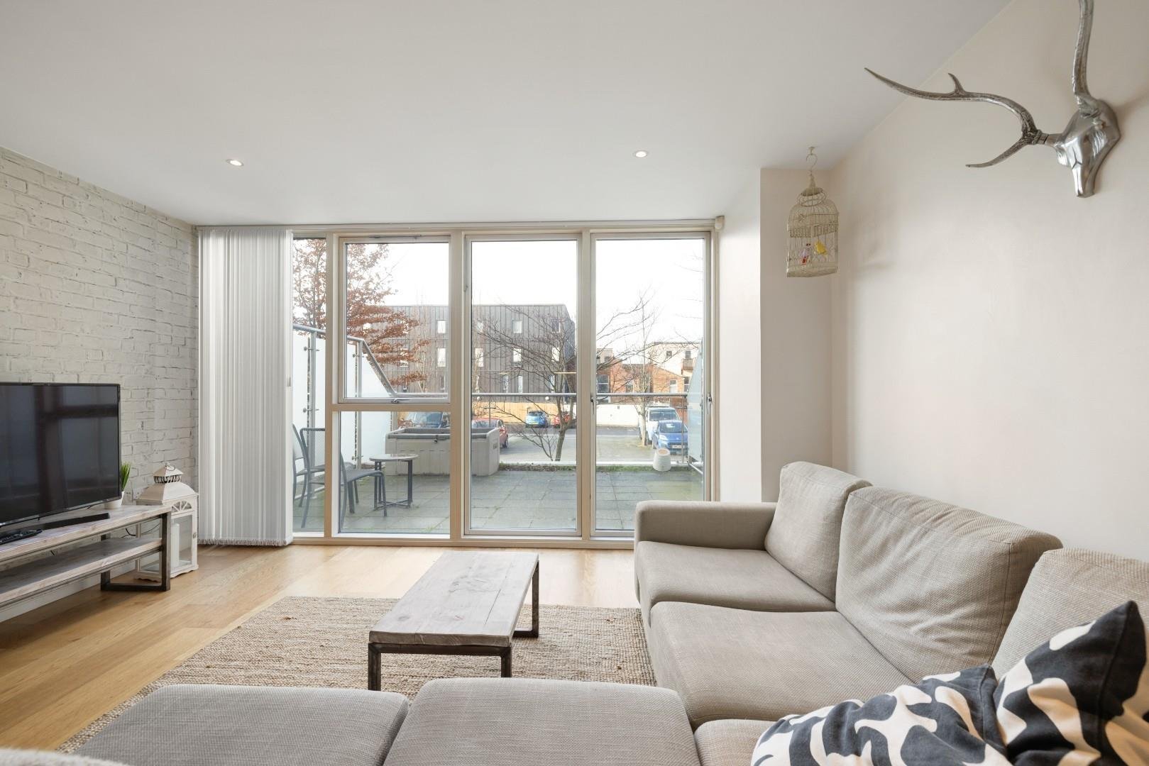 Skypark road bedminster 34705214 char5195