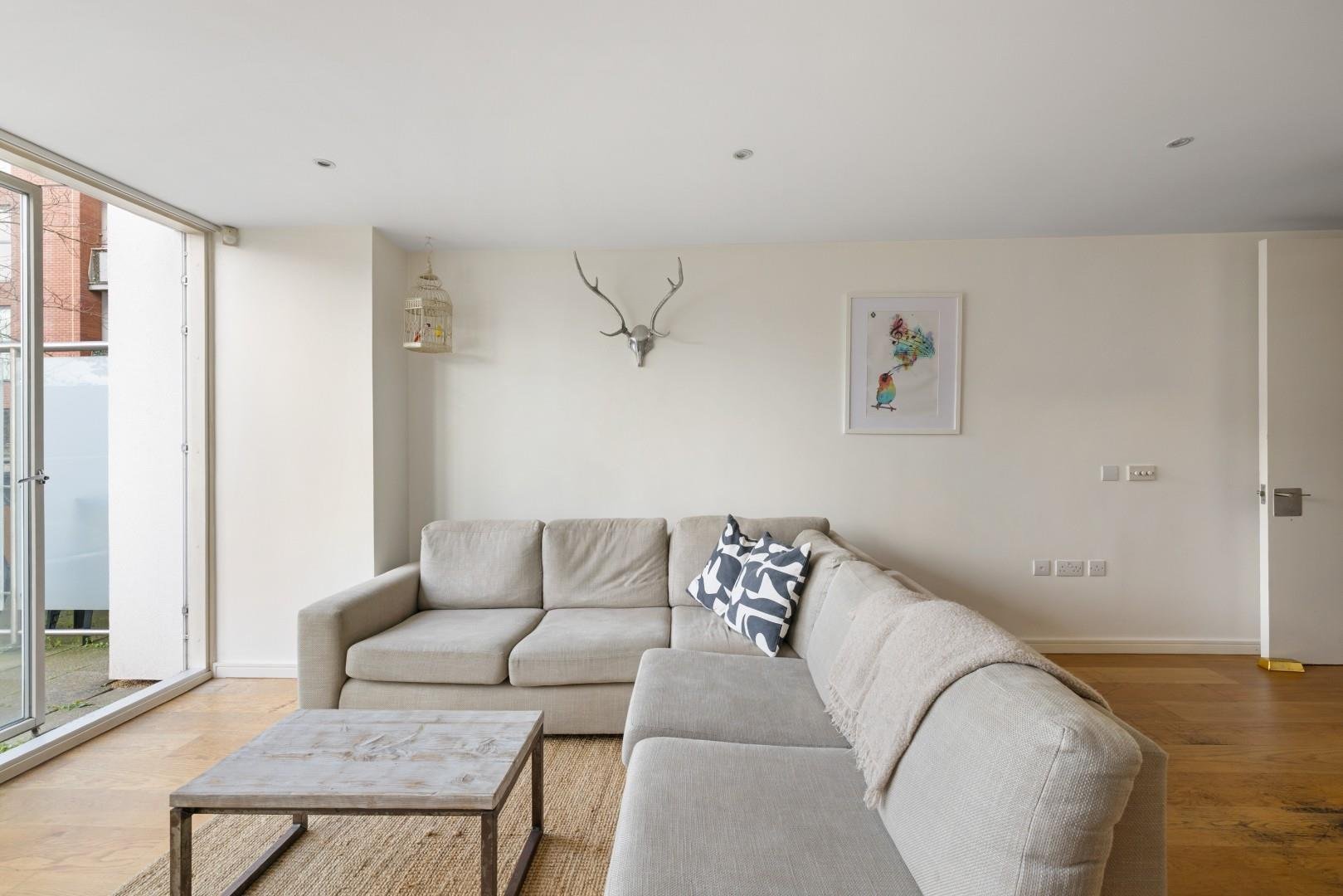 Skypark road bedminster 34705214 char5267