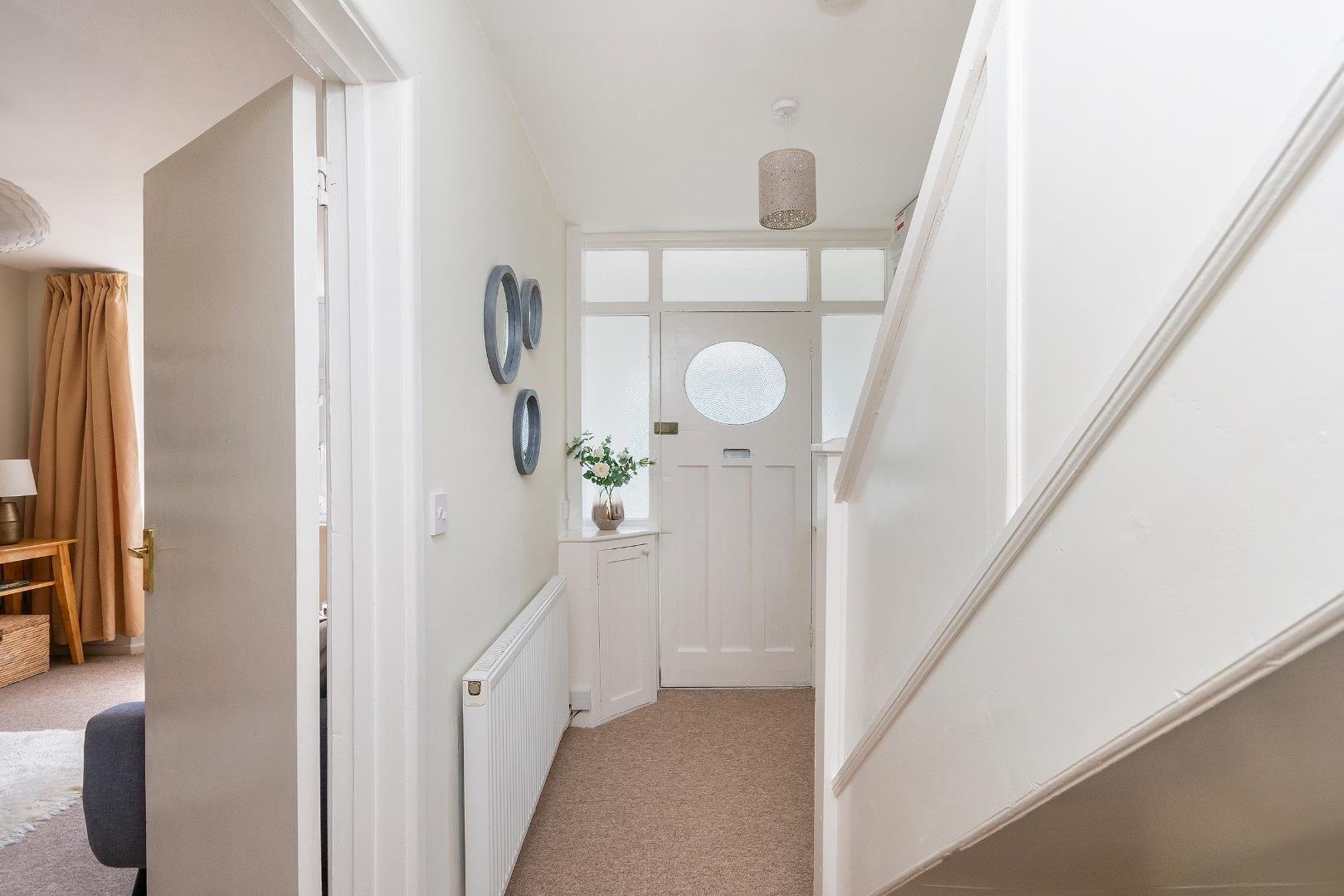 Snowdon road fishponds 33313058 1 s6 rfs hallway c