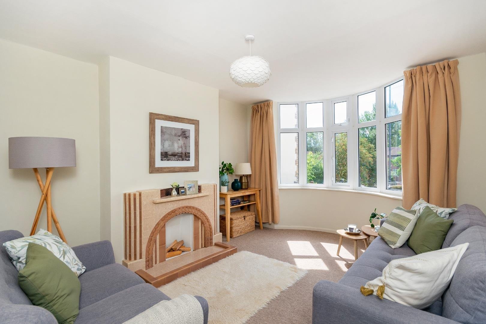Snowdon road fishponds 33313058 1 s6 rfs living room d