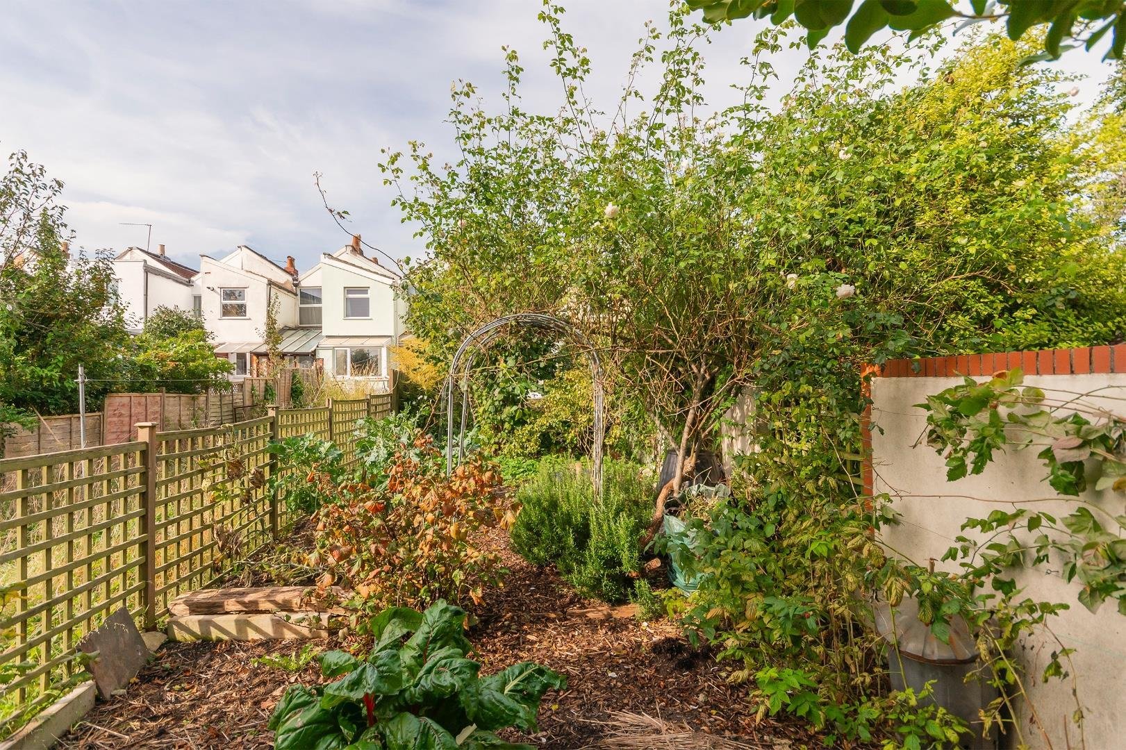 Somerset terrace windmill hill 33978387 ecarrettesremos5 external f