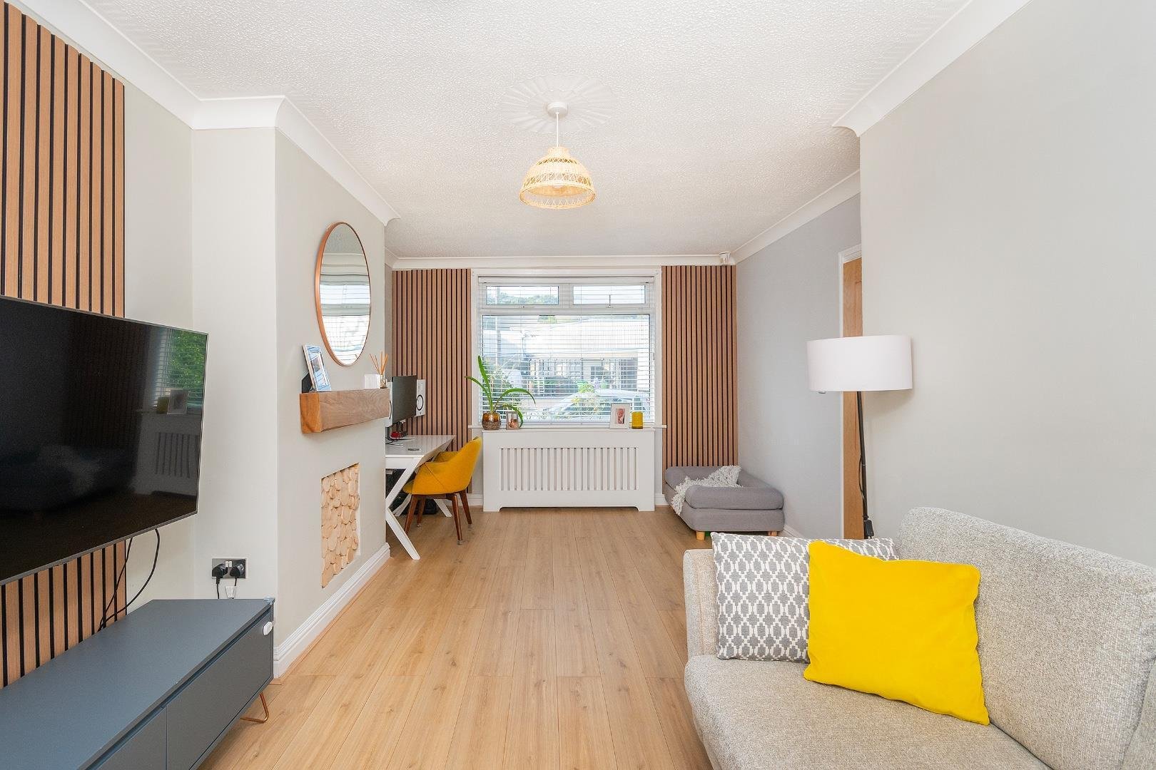 South liberty lane ashton vale 33430089 s7 l6 lbr living room a