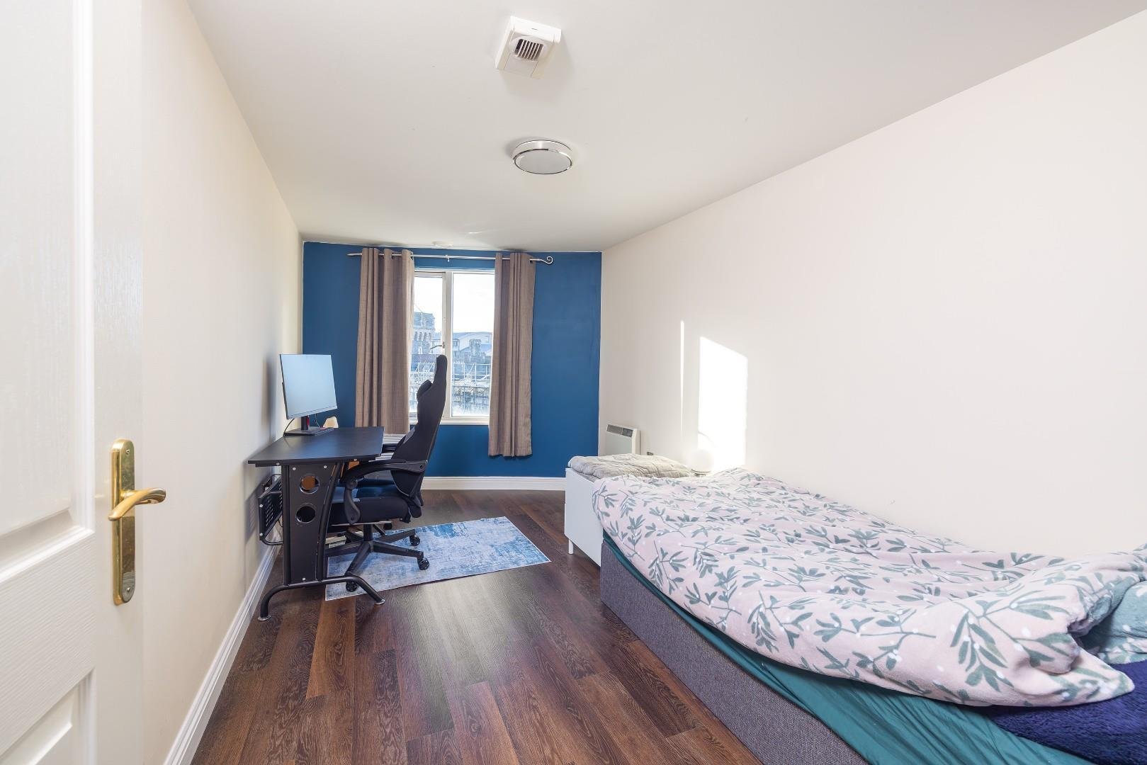Squires court bedminster 34319634 char9409
