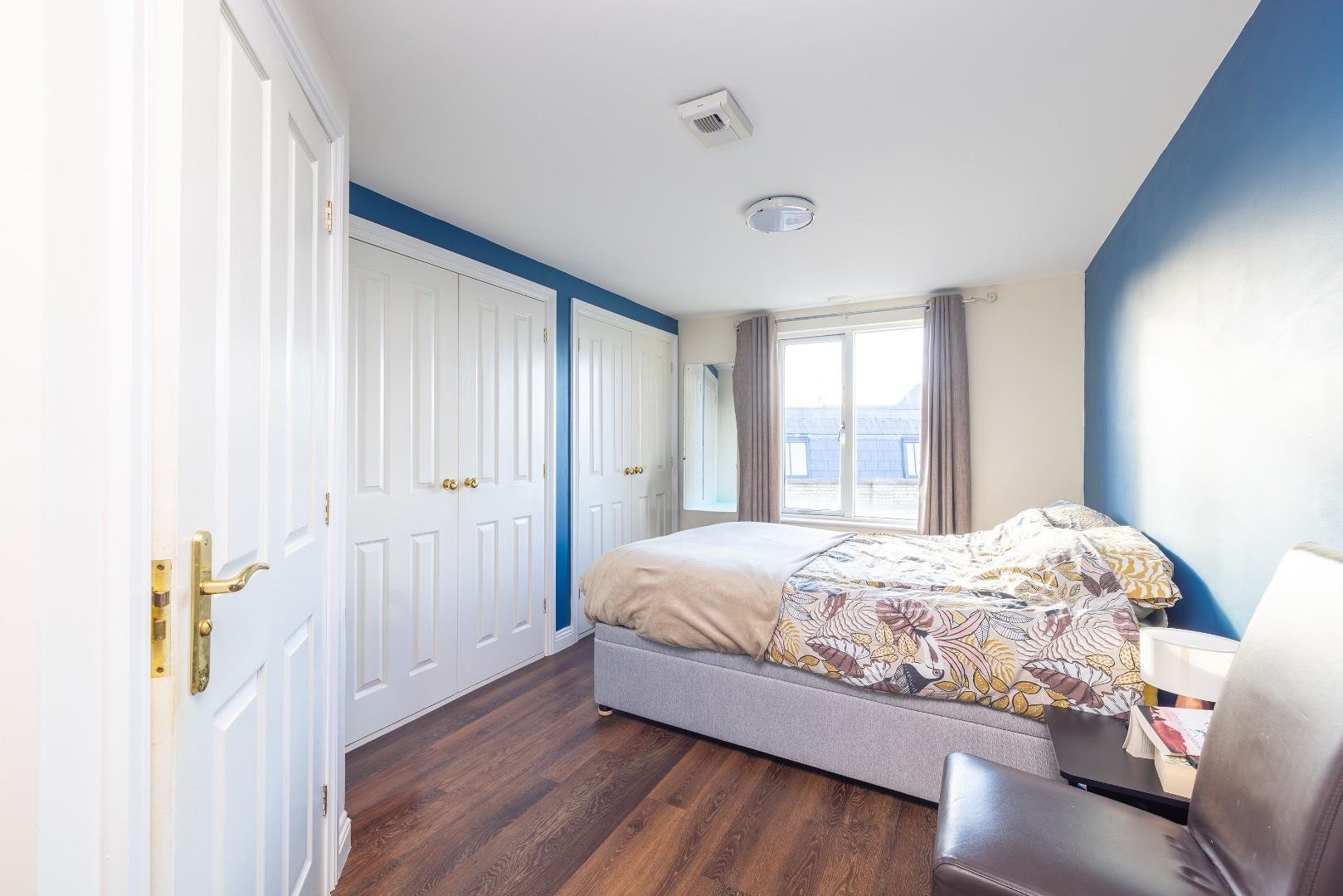 Squires court bedminster 34319634 char9413