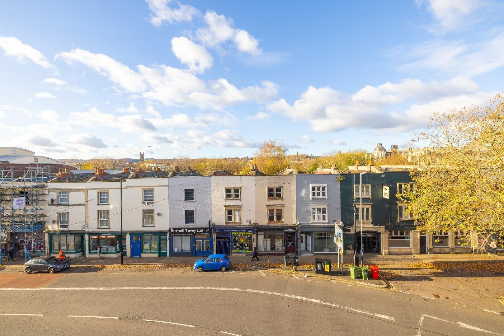 Squires court bedminster 34319634 char9445