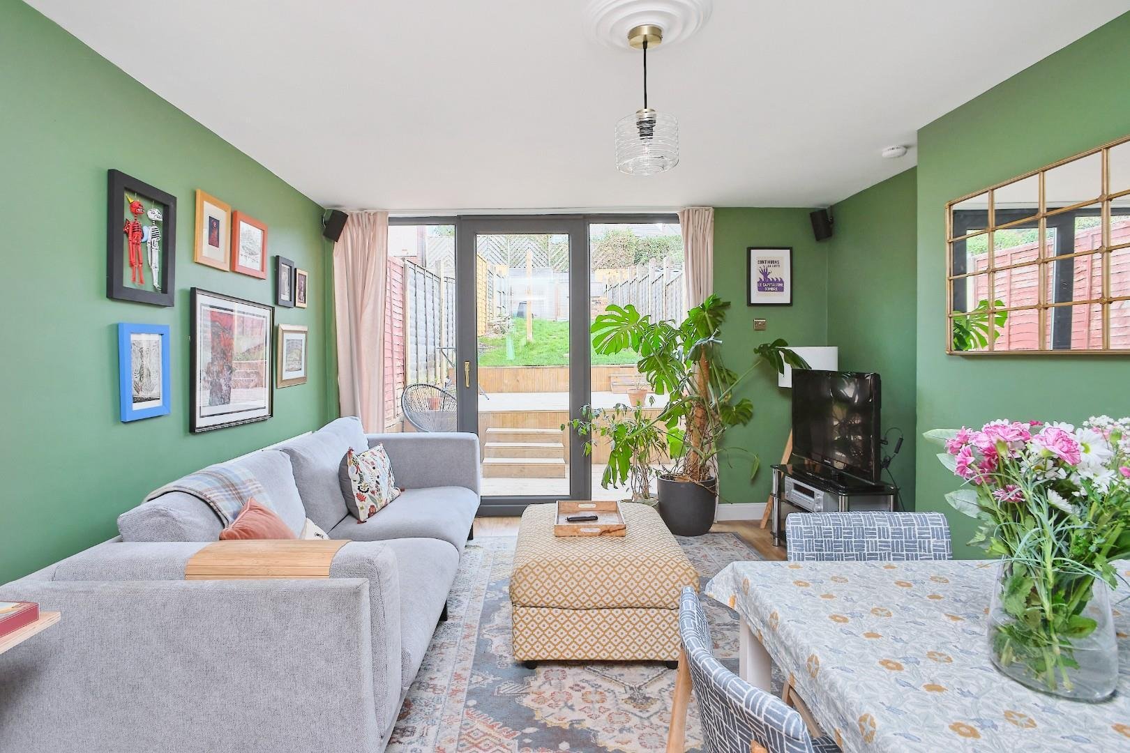 St aidans road hanham 33744700 jaj bs58 rp 0011